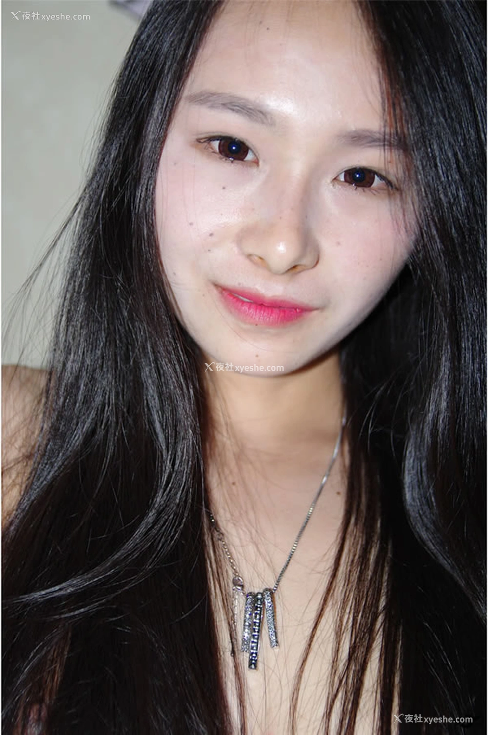 1P - 极品小美女若芊私拍酒店无圣光集锦