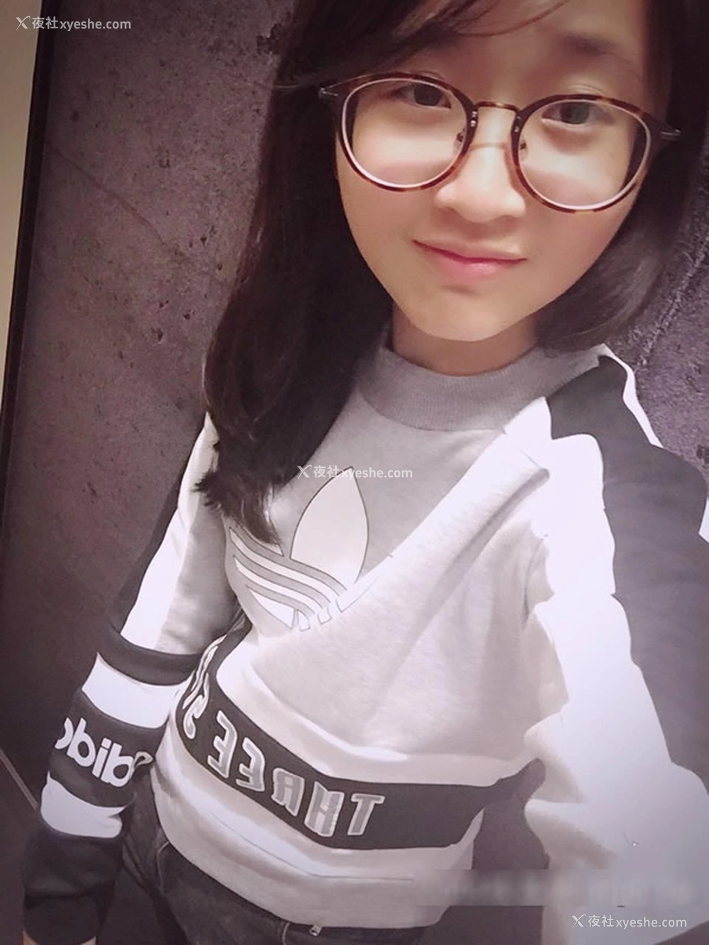 1P - 可爱小美女自拍无圣光人体合辑5