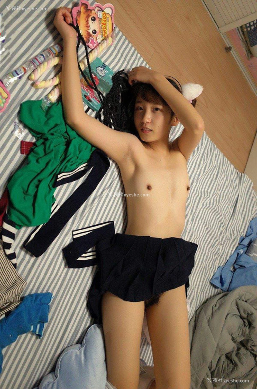 1P - 可爱小美女自拍无圣光人体合辑5