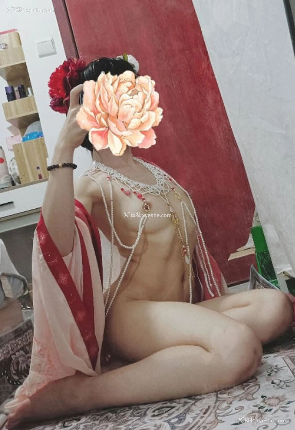 1P - 福利姬@烟罗尺度私拍视图合集