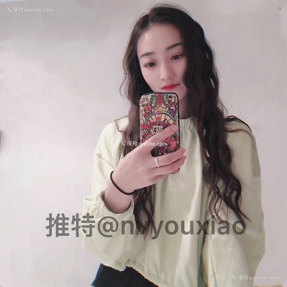1P - 推特妹子极品女友潇潇无圣光图集