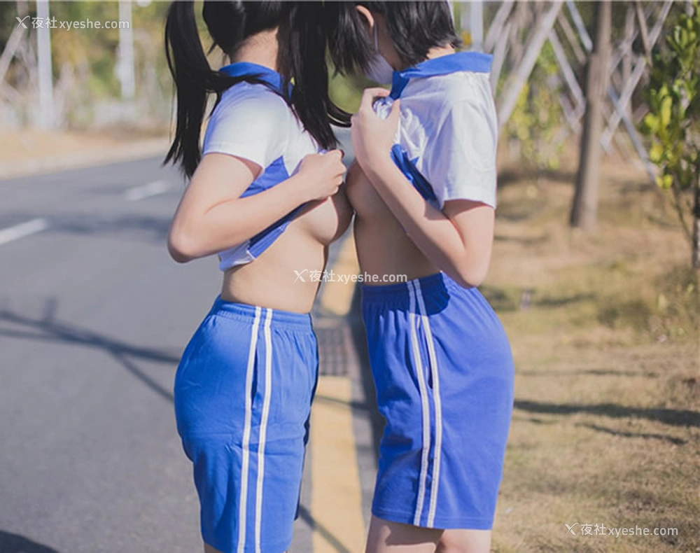 1P - 福利姬软软酱&悠宝三岁-大学露出无圣光写真