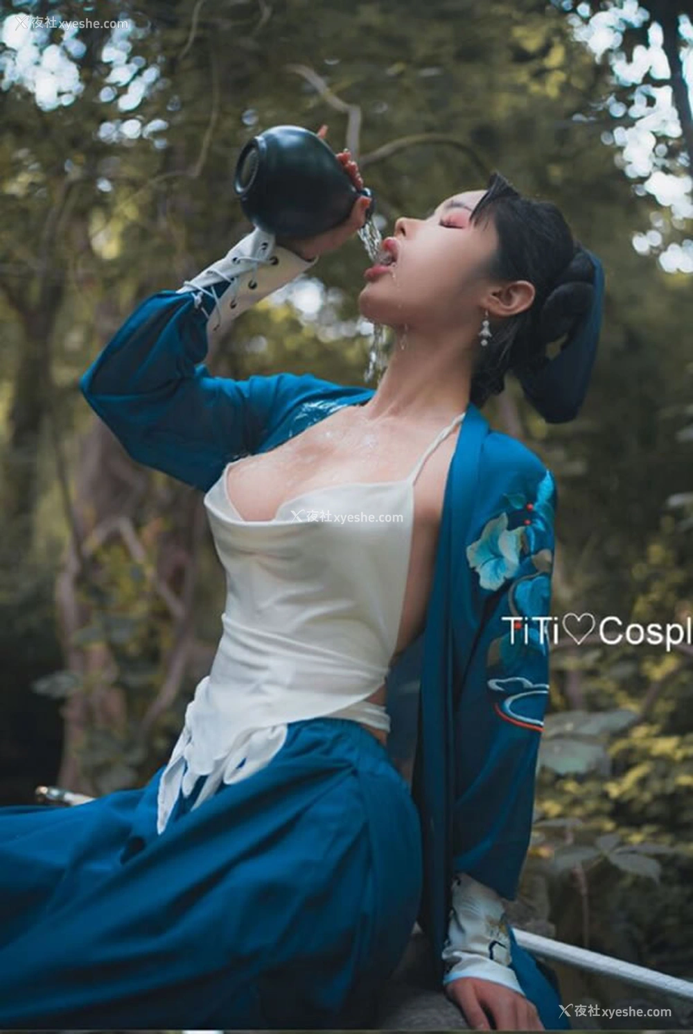 1P - 漂亮古装小姐姐无圣光人体图集美出新天际