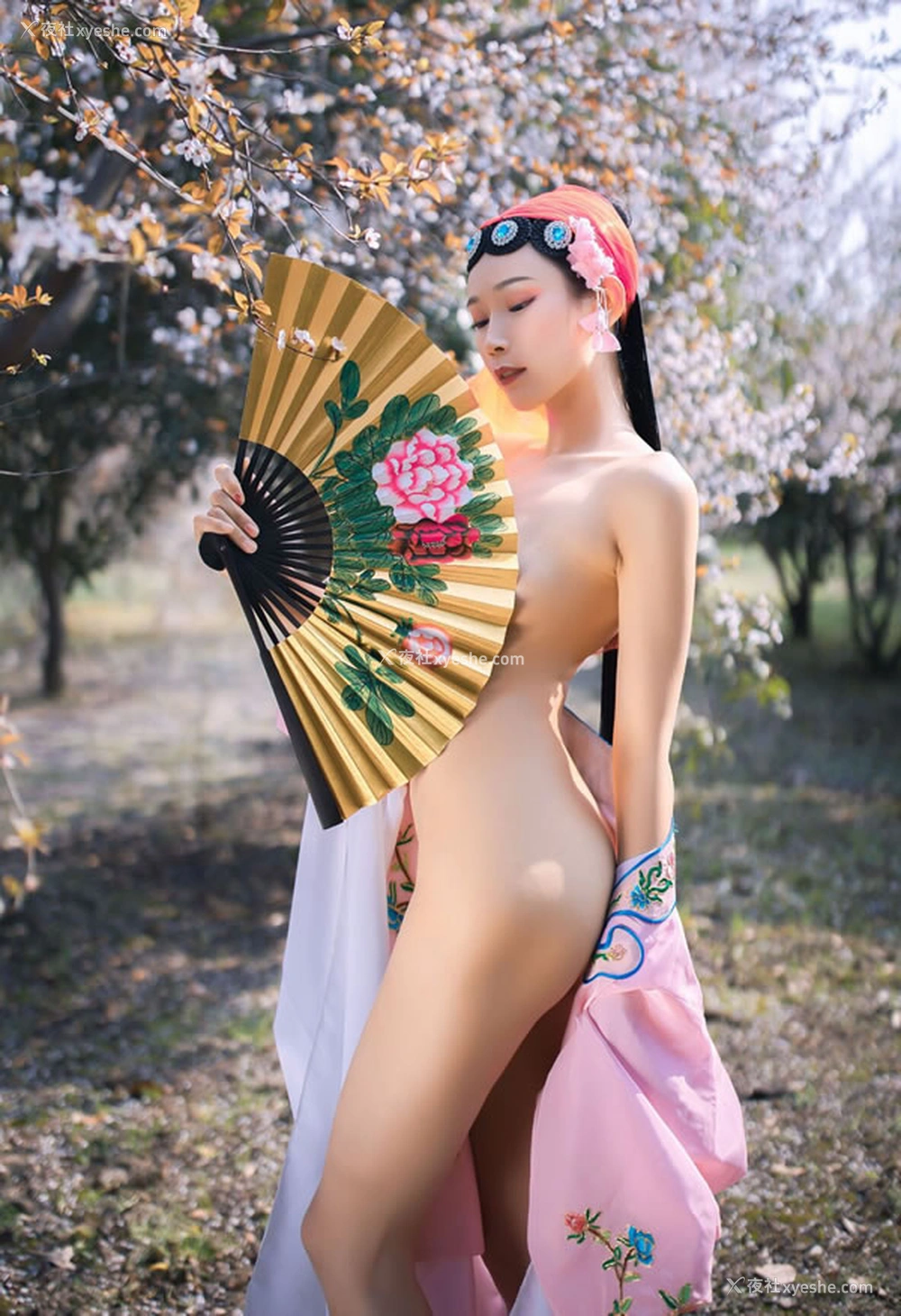 1P - 漂亮古装小姐姐无圣光人体图集美出新天际