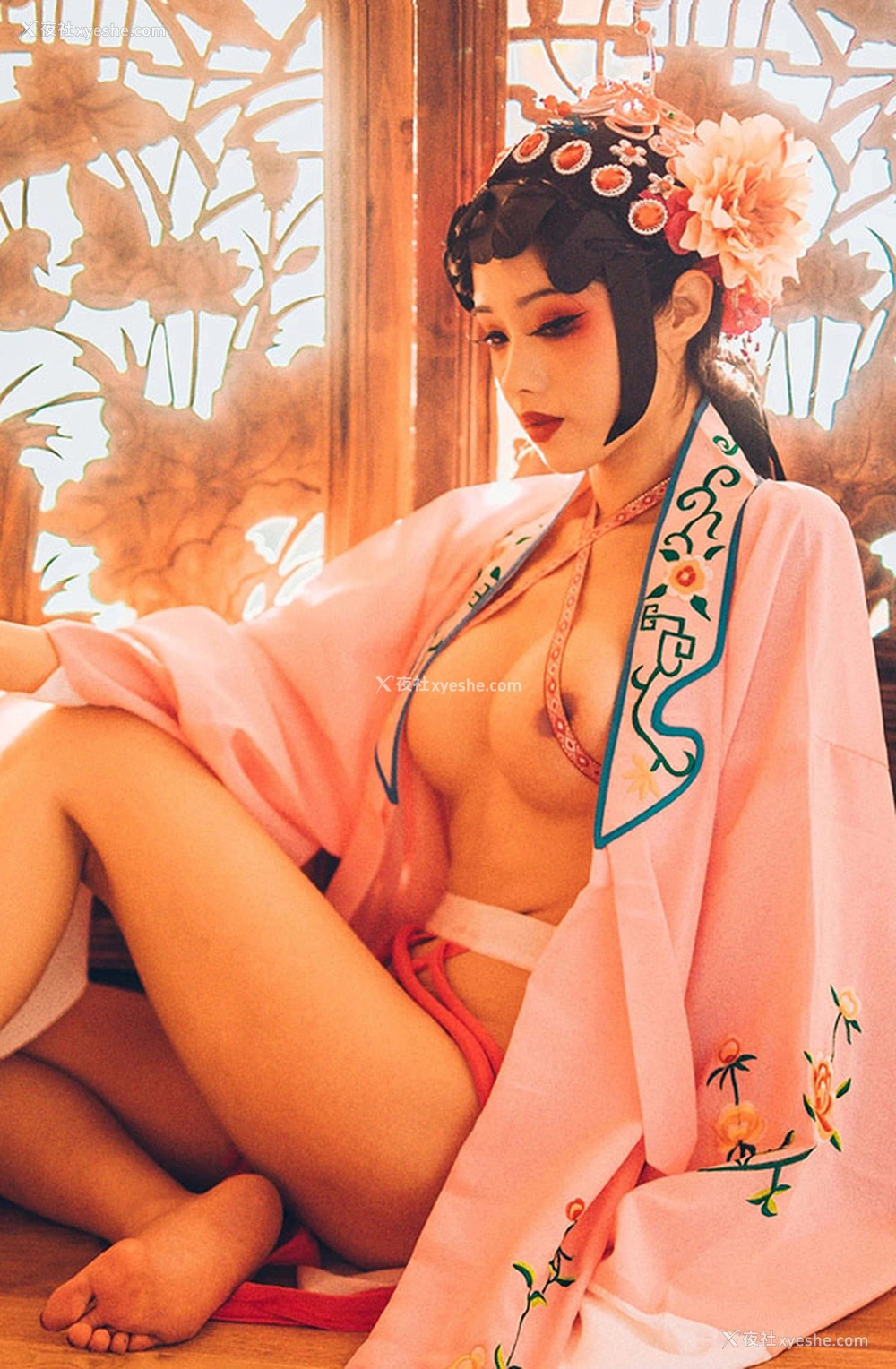 1P - 福利姬钛合金TiTi 潘金莲戏曲版
