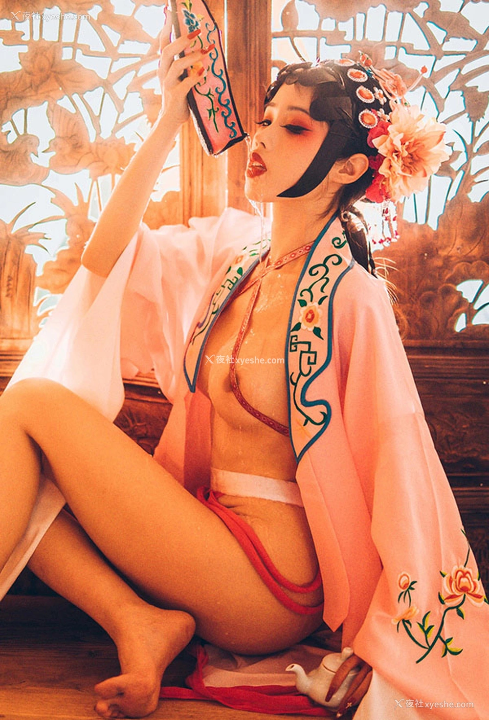 1P - 福利姬钛合金TiTi 潘金莲戏曲版