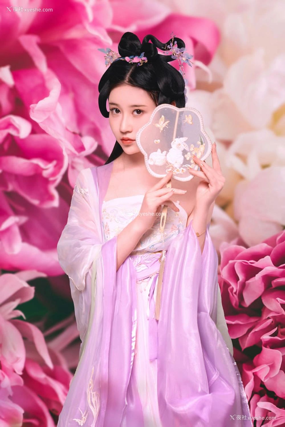 1P - 极品女神年年 – 春日无边光景在眉际