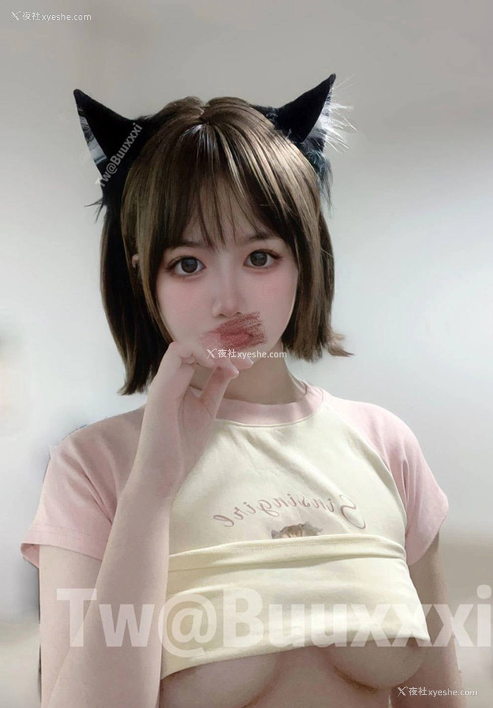 1P - 推特美女 疯狂的螺蛳粉战士尺度私拍