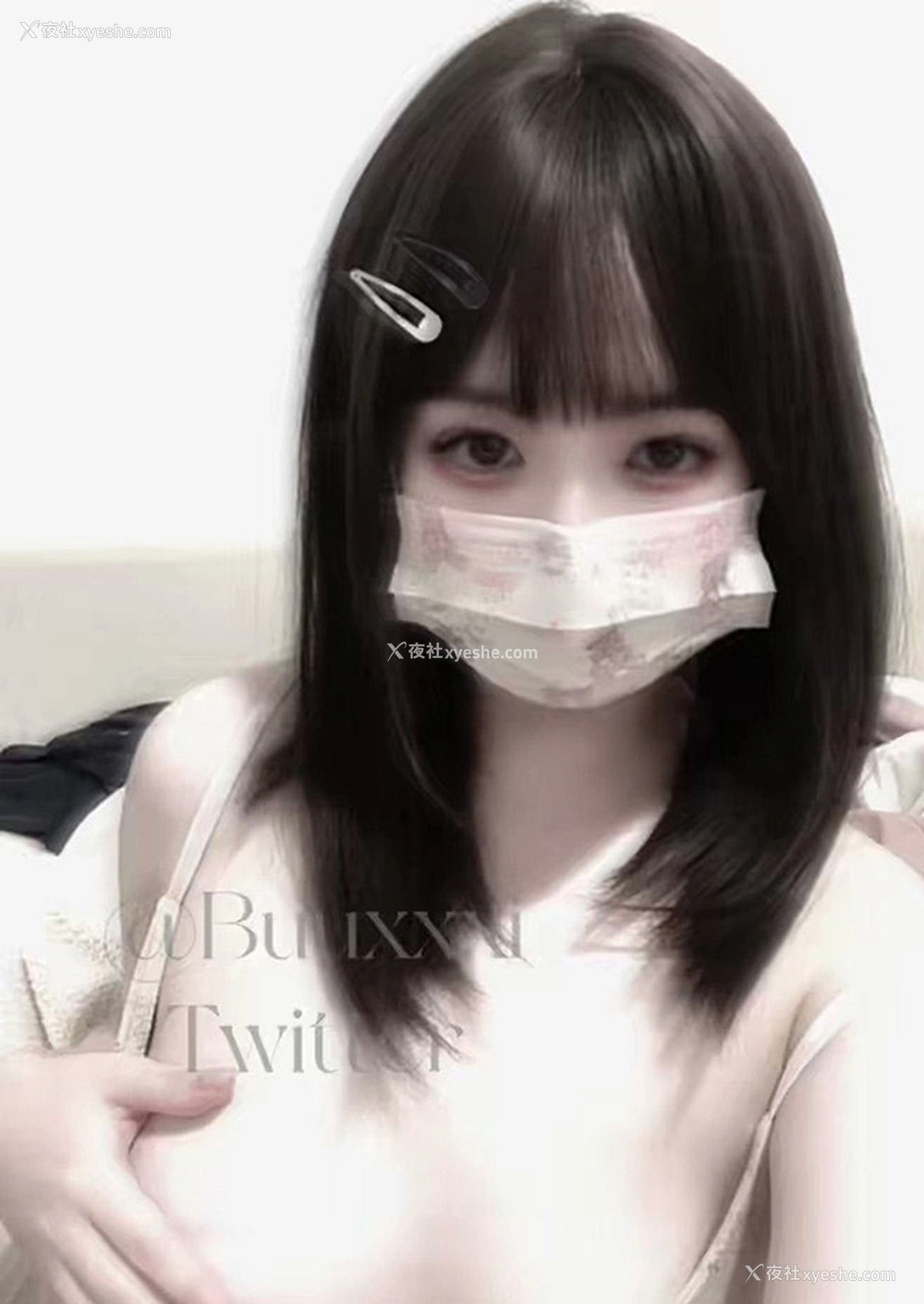 1P - 推特美女 疯狂的螺蛳粉战士尺度私拍