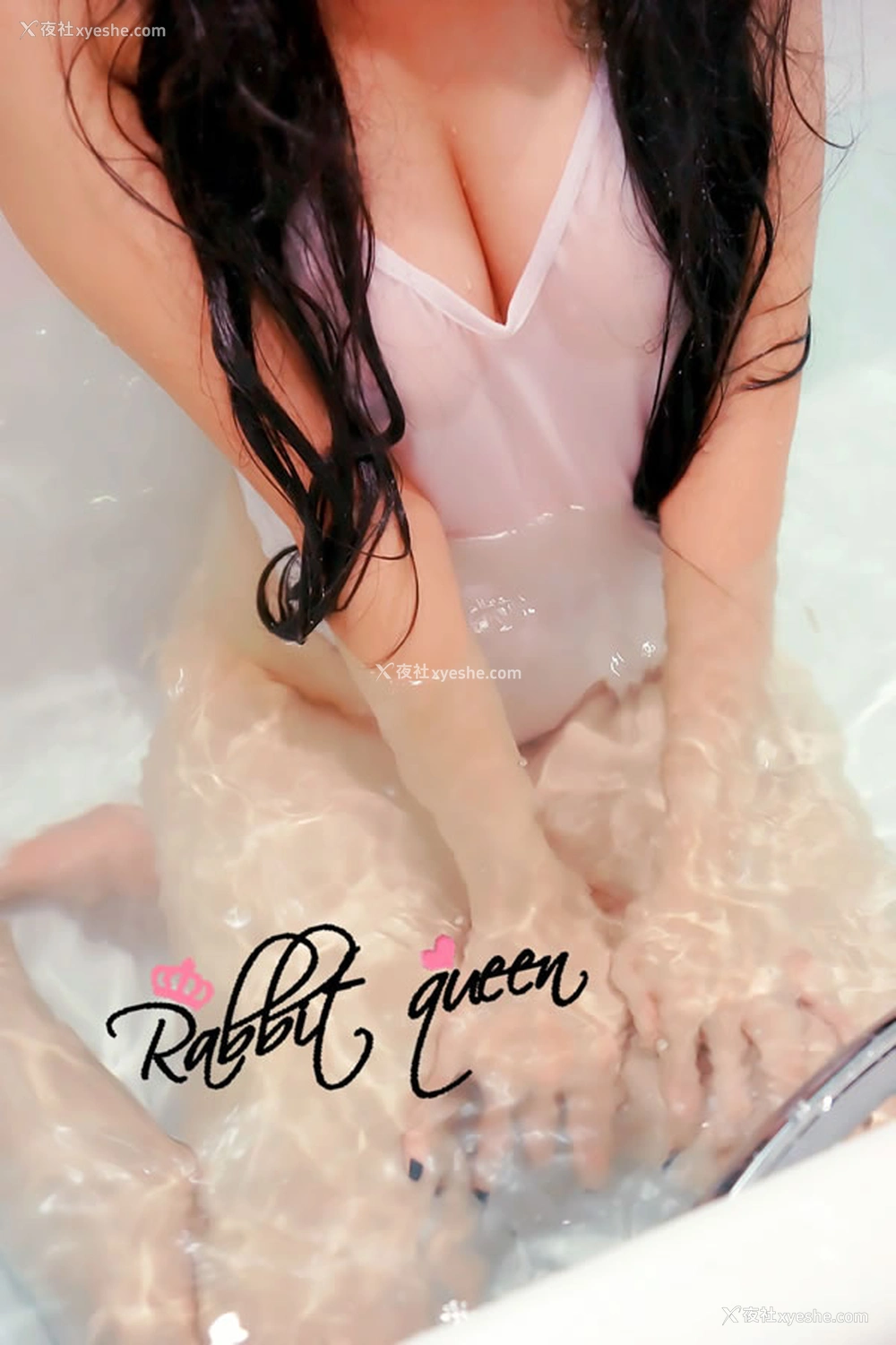 1P - 极品网红美女蕾丝兔宝宝VIP白色比基尼无圣光人体写真