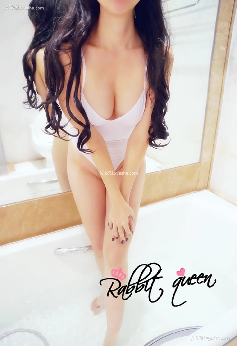 1P - 极品网红美女蕾丝兔宝宝VIP白色比基尼无圣光人体写真