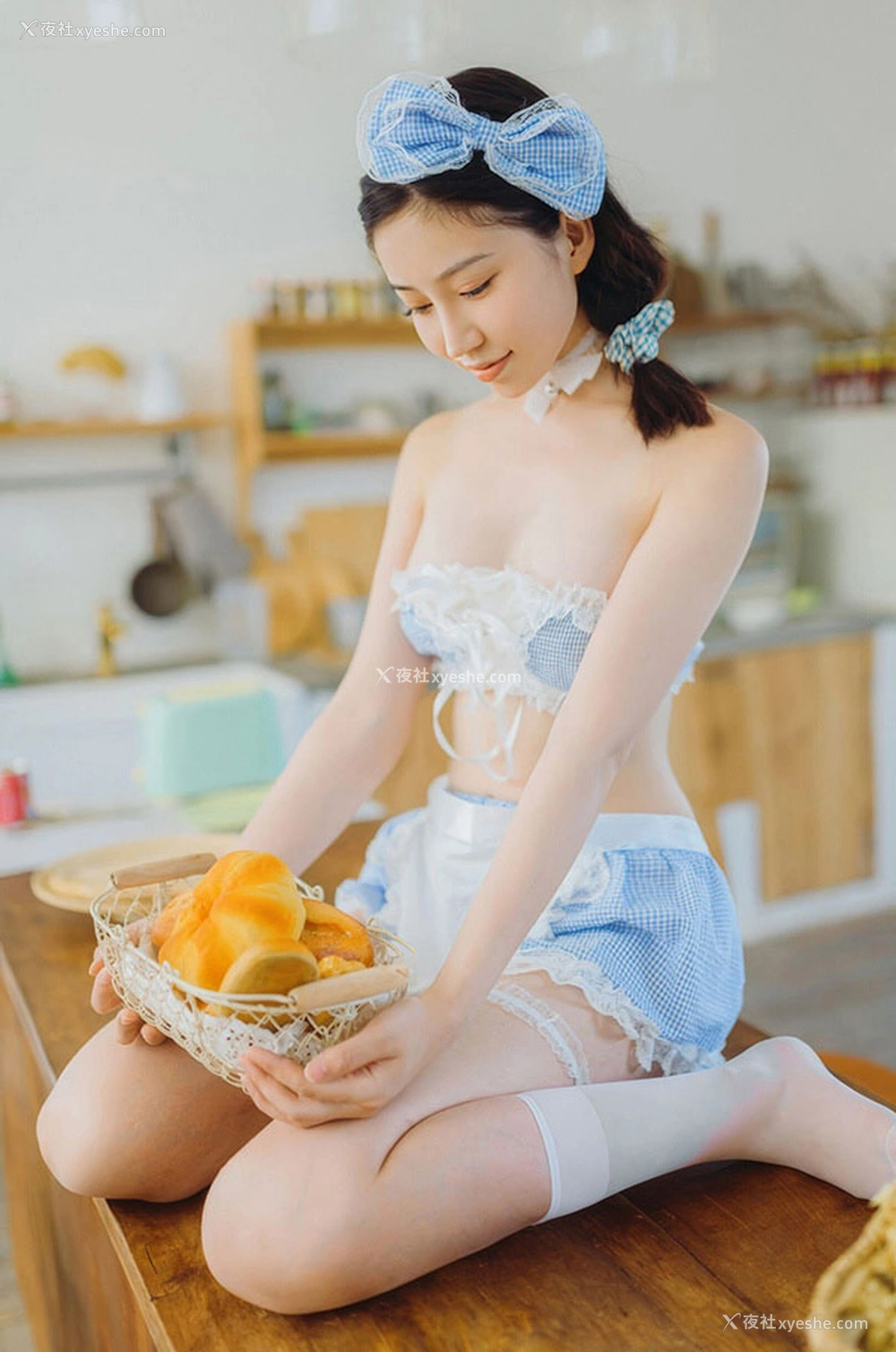 1P - 极品女神年年 厨娘无圣光唯美图集