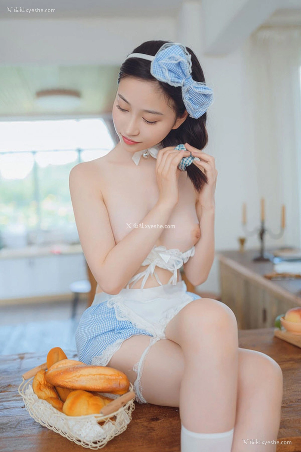 1P - 极品女神年年 厨娘无圣光唯美图集