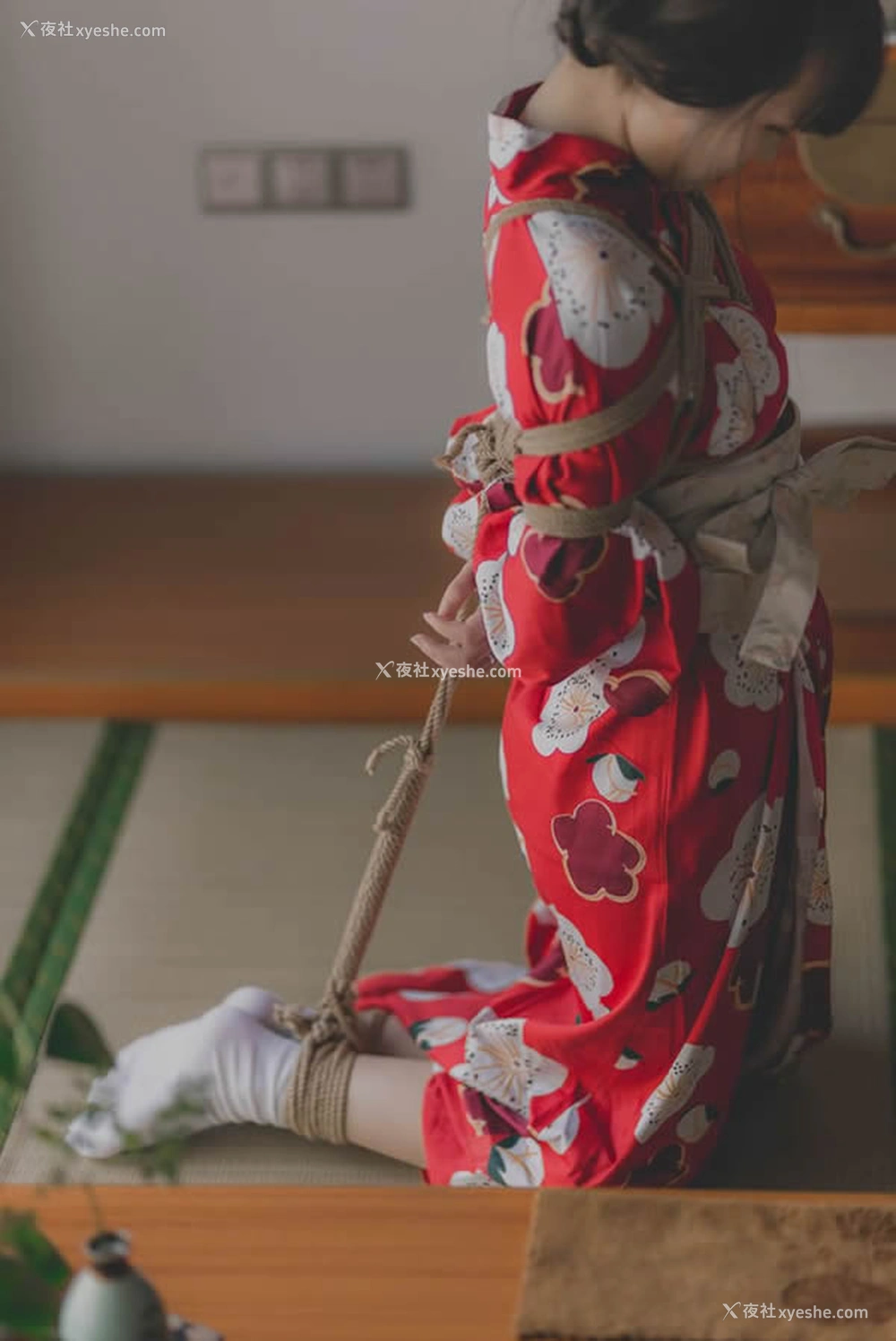 1P - 极品柚木之和服MM无圣光SM捆绑大胆人体艺术套图写真