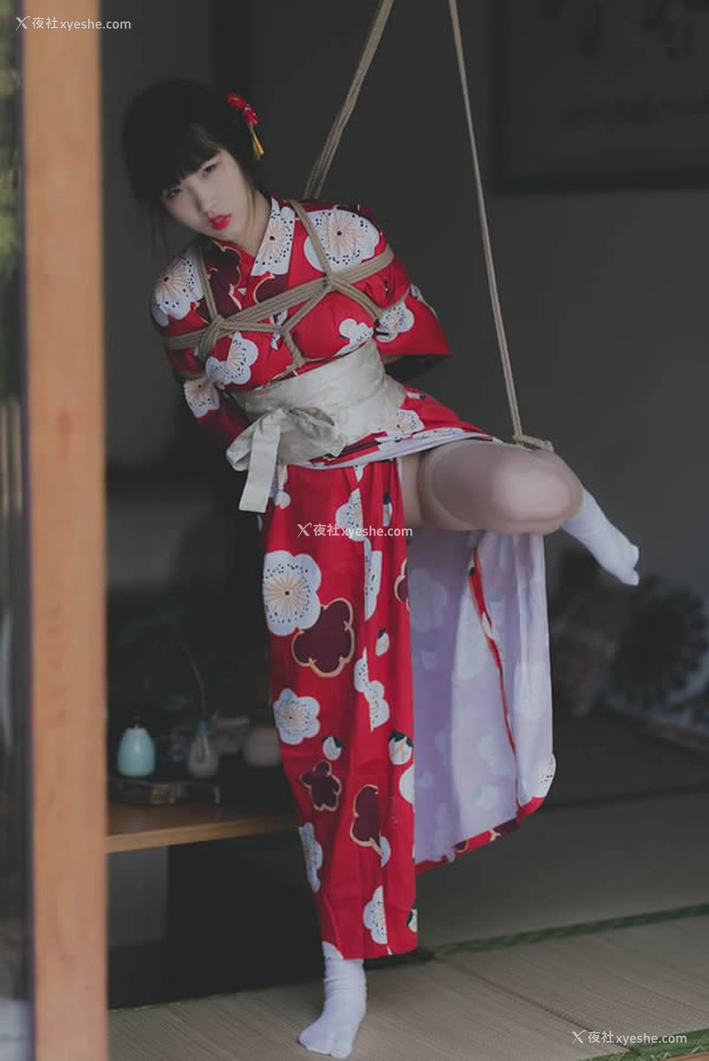 1P - 极品柚木之和服MM无圣光SM捆绑大胆人体艺术套图写真