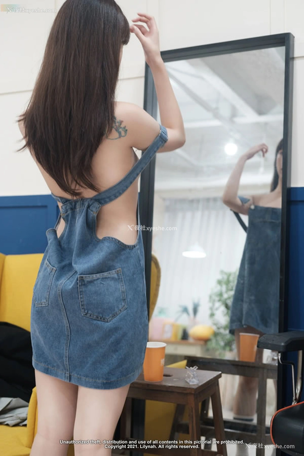 1P - 画室里的真空背带裙女孩Shaany无圣光图集