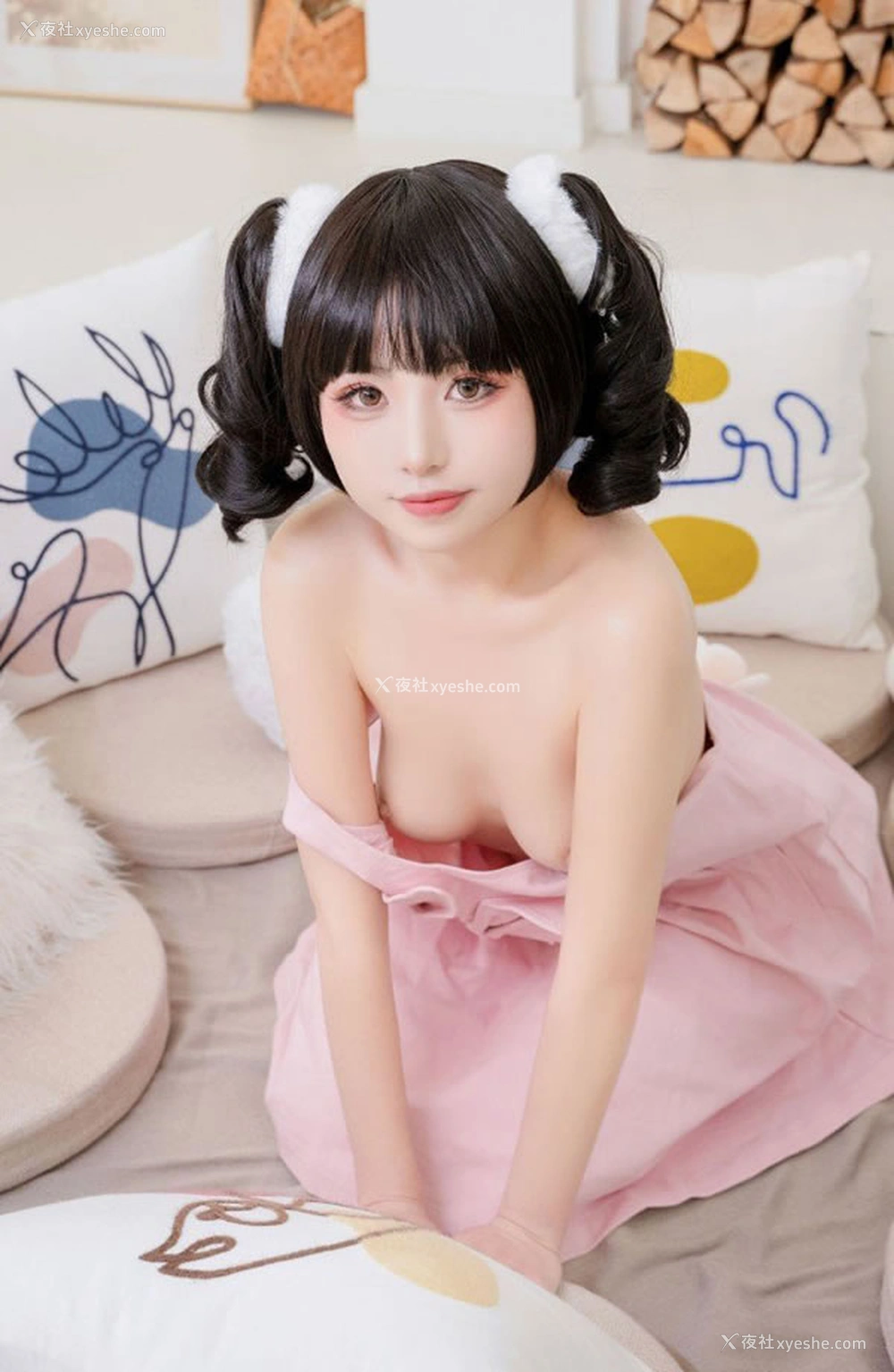 1P - 爆机少女喵小吉–蜜桃乌龙无圣光图集