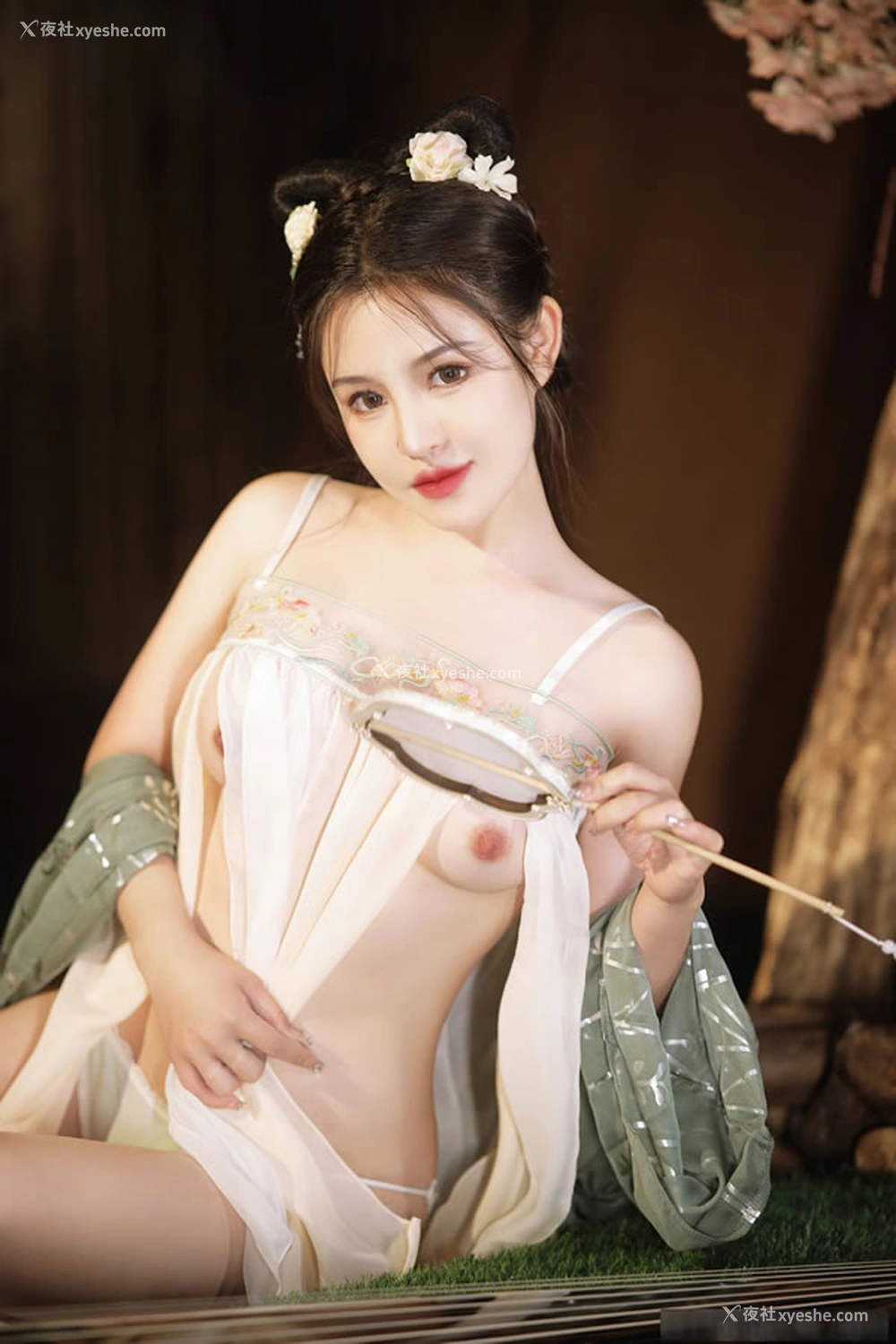 1P - 福利姬桃暖酱古风仕女妖娆怀玉