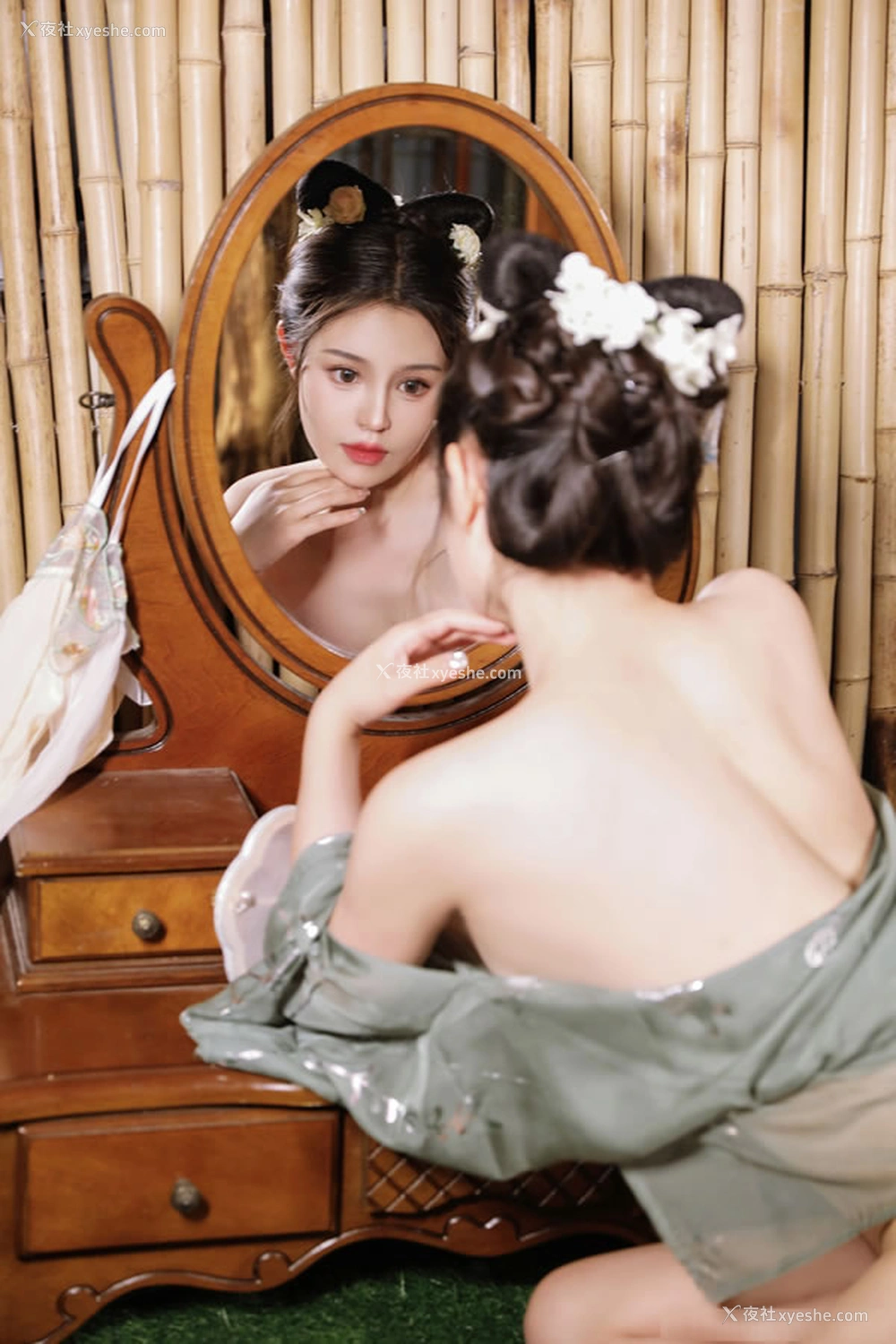 1P - 福利姬桃暖酱古风仕女妖娆怀玉