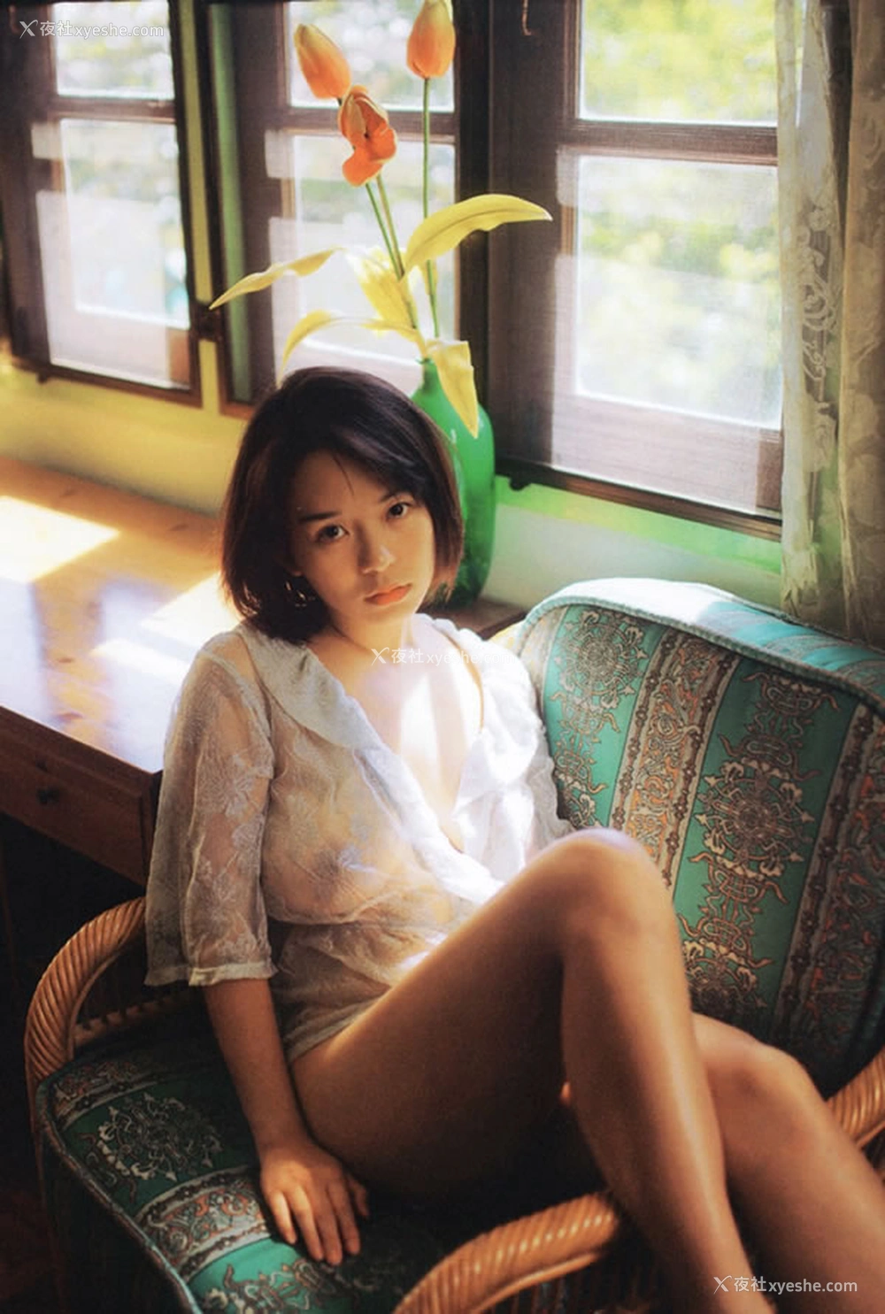 1P - 微博红人待安娜泰国写真无圣光原版图包