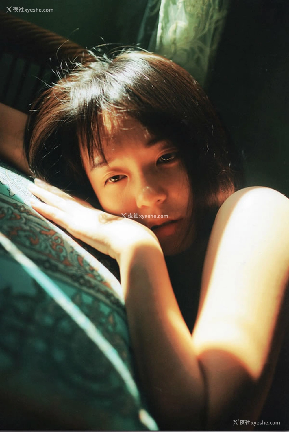 1P - 微博红人待安娜泰国写真无圣光原版图包
