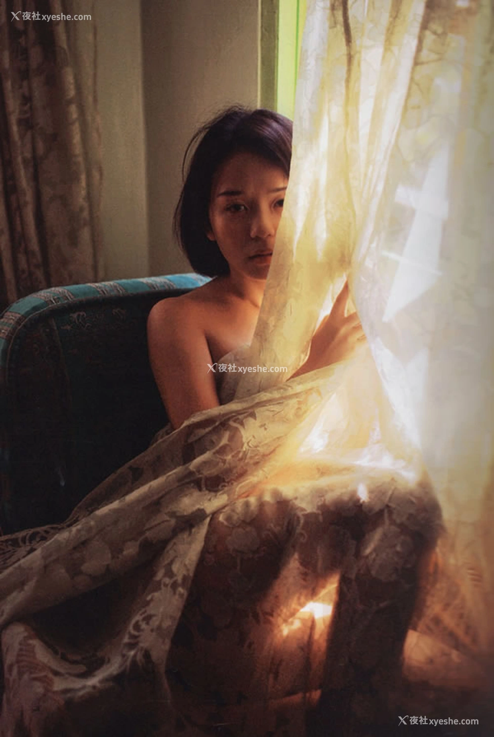 1P - 微博红人待安娜泰国写真无圣光原版图包