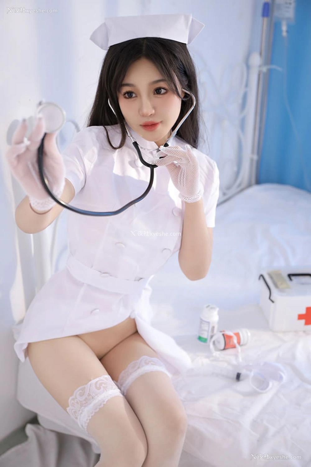 1P - 福利姬桃暖酱 – 漂亮的护士小姐