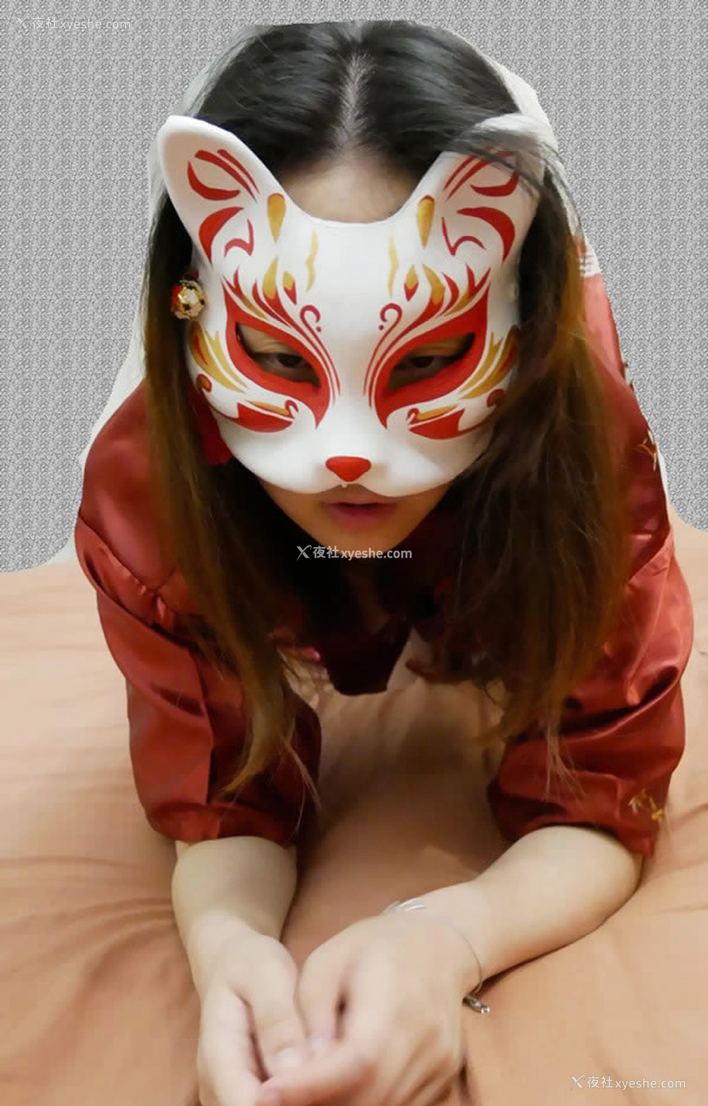 1P - 猫脸面具小美女居家私拍无圣光人体合辑