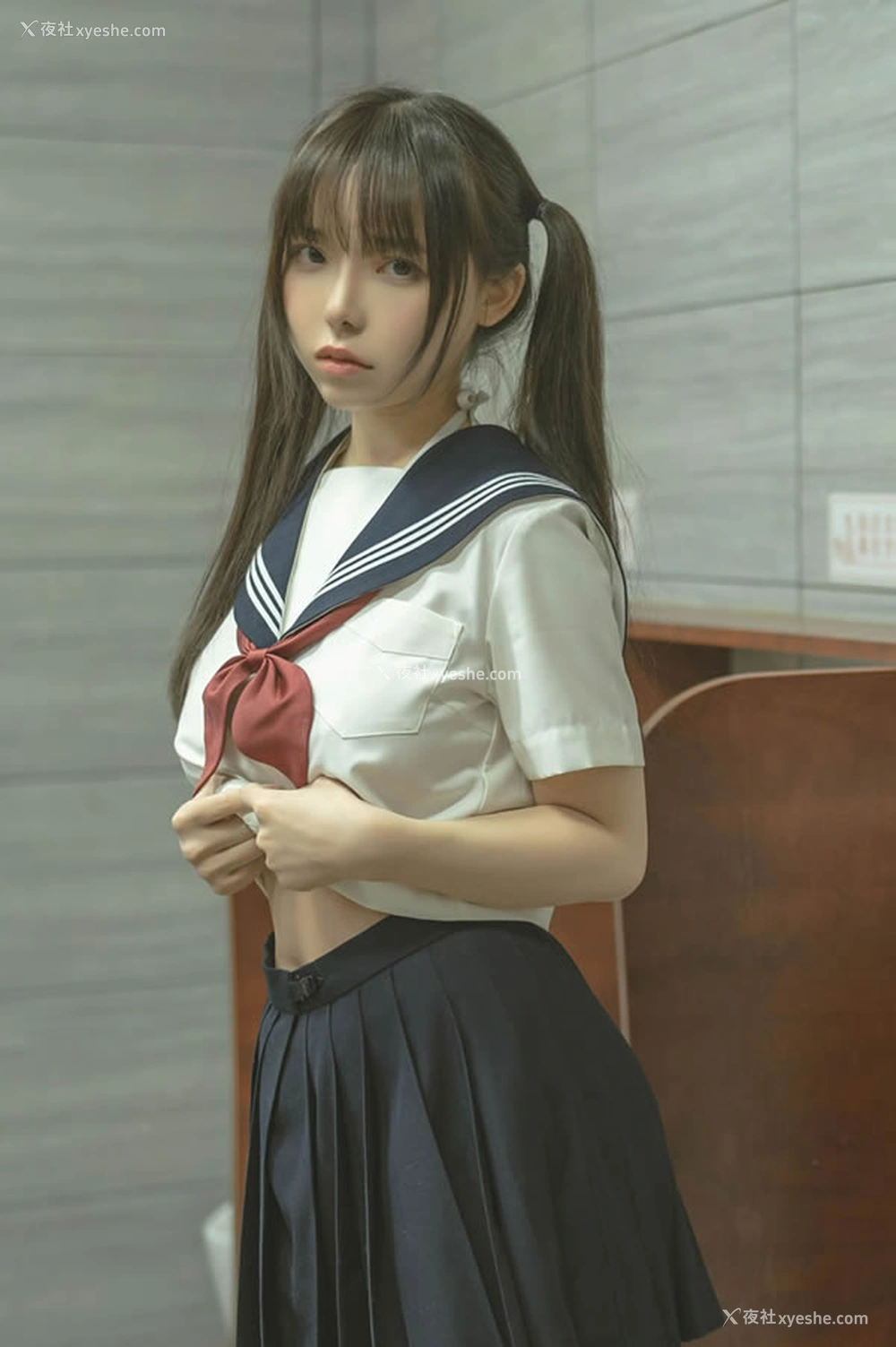 1P - 福利姬六味帝皇酱 – 洗手间
