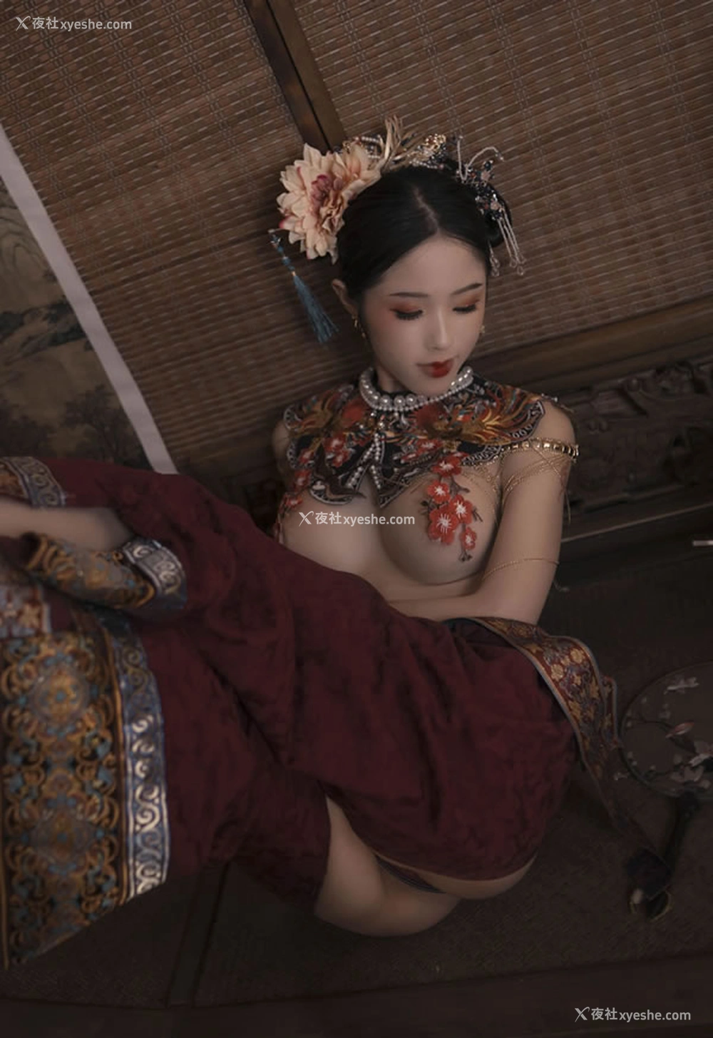 1P - 网红美女钛合金TiTi – 清朝极品玉妃