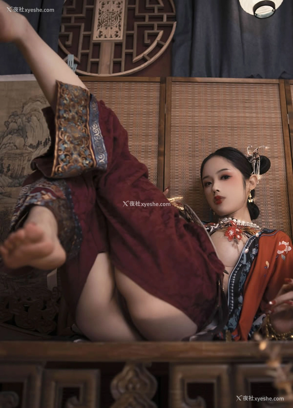 1P - 网红美女钛合金TiTi – 清朝极品玉妃