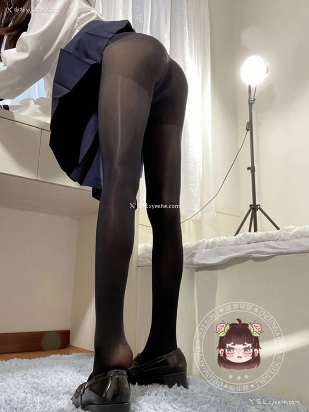 1P - 福利姬仙仙桃 – 水手服