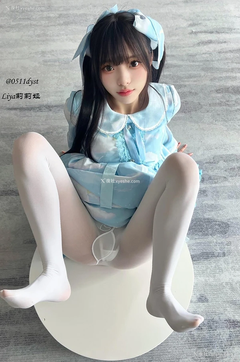 1P - 推特甜美小美女@0511dyst私拍诱惑图集