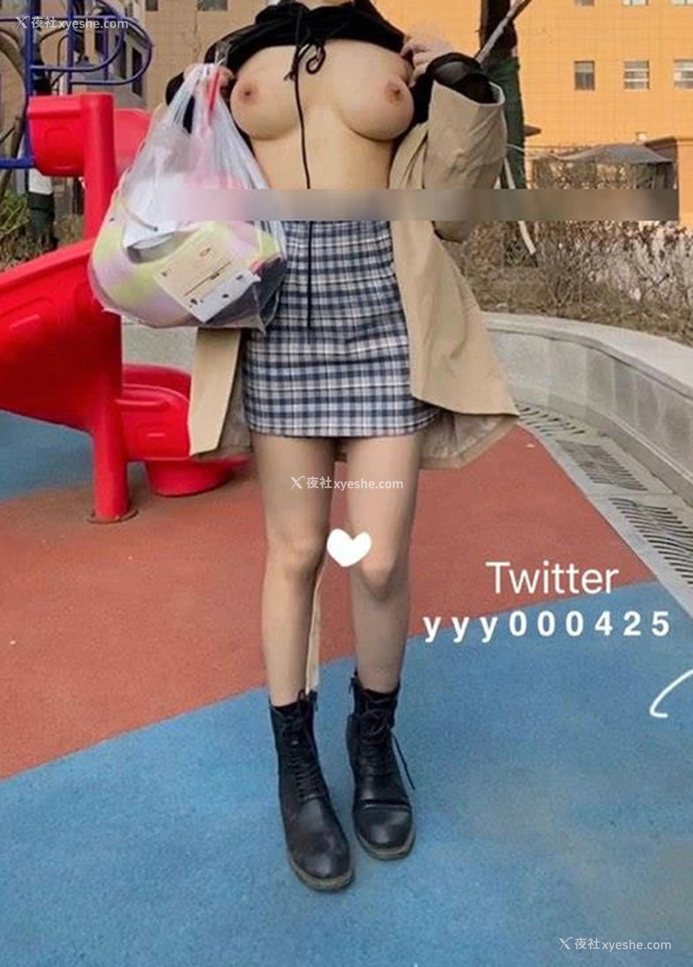 1P - 推特巨乳网红芙烈亚私拍无圣光图集
