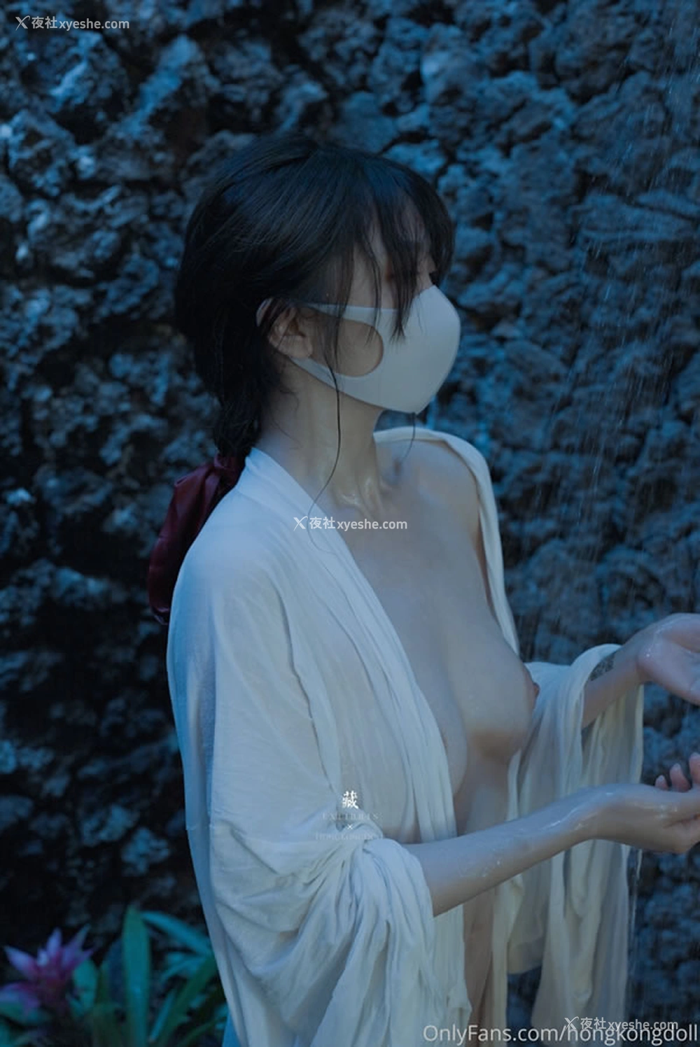 1P - 福利姬@玩偶姐姐 – 深夜 森林