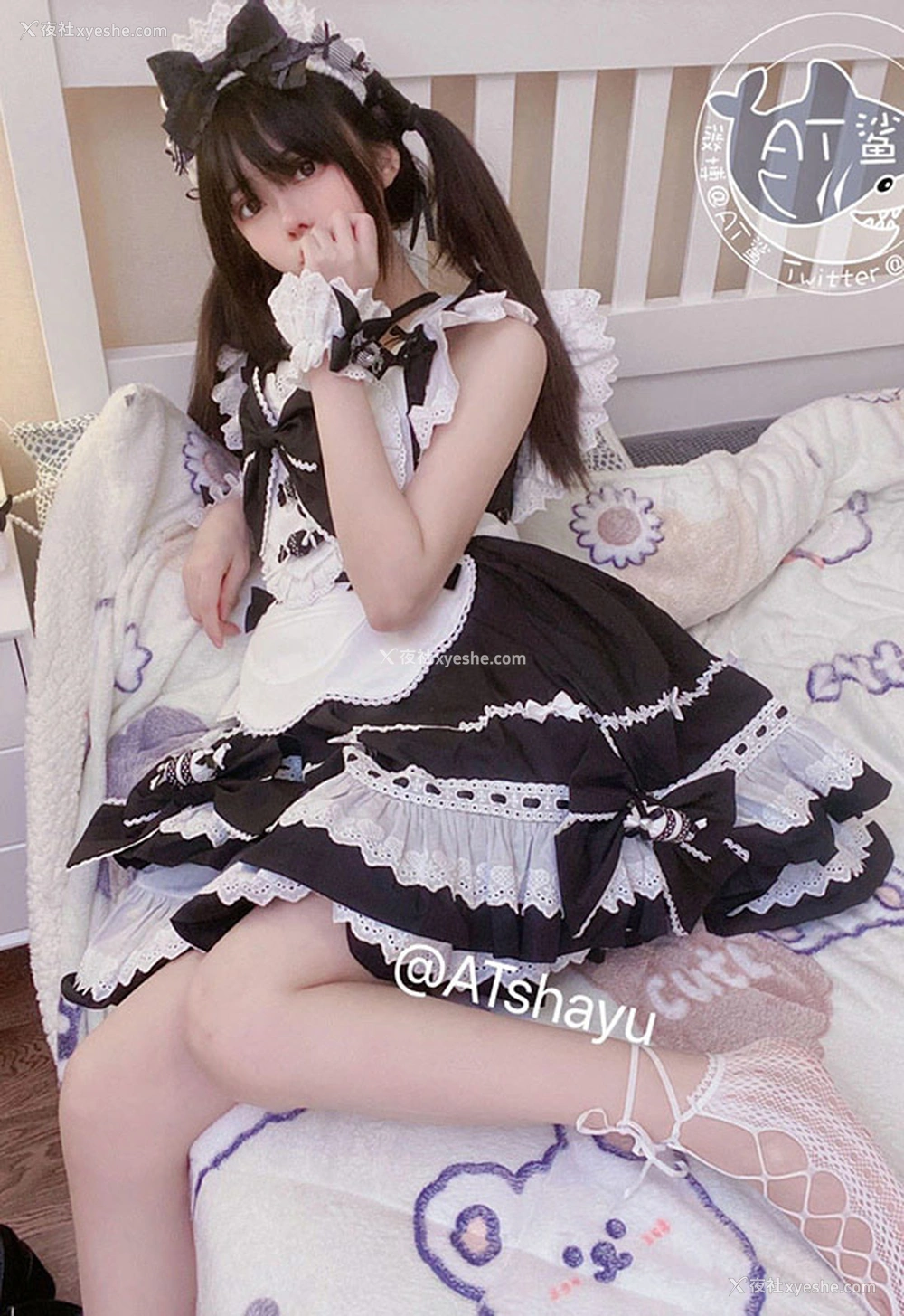 1P - 网红小姐姐AT鲨 可爱小女仆