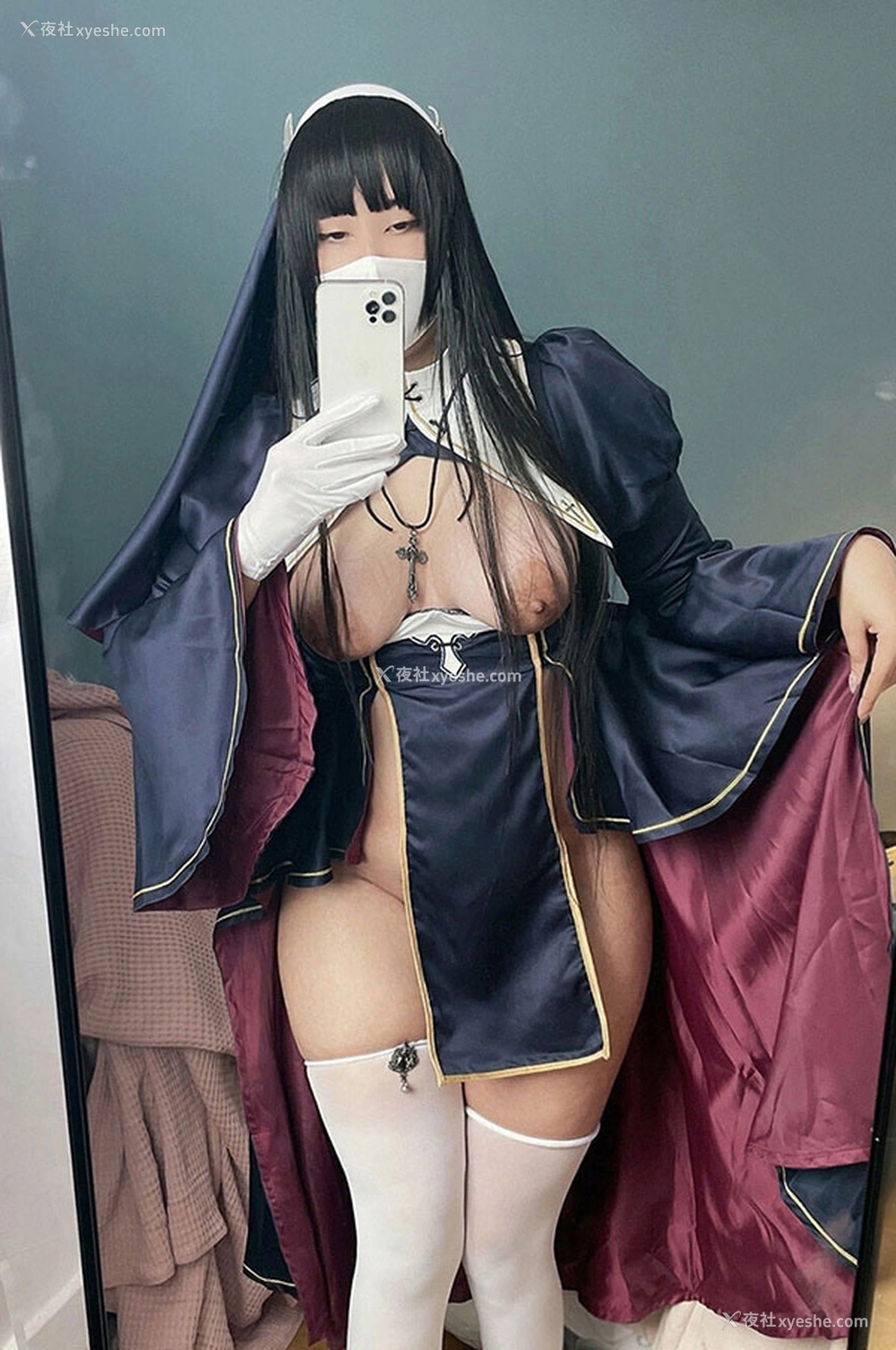 1P - 肥臀网红@ggsonlyxx 尺度私拍合集2