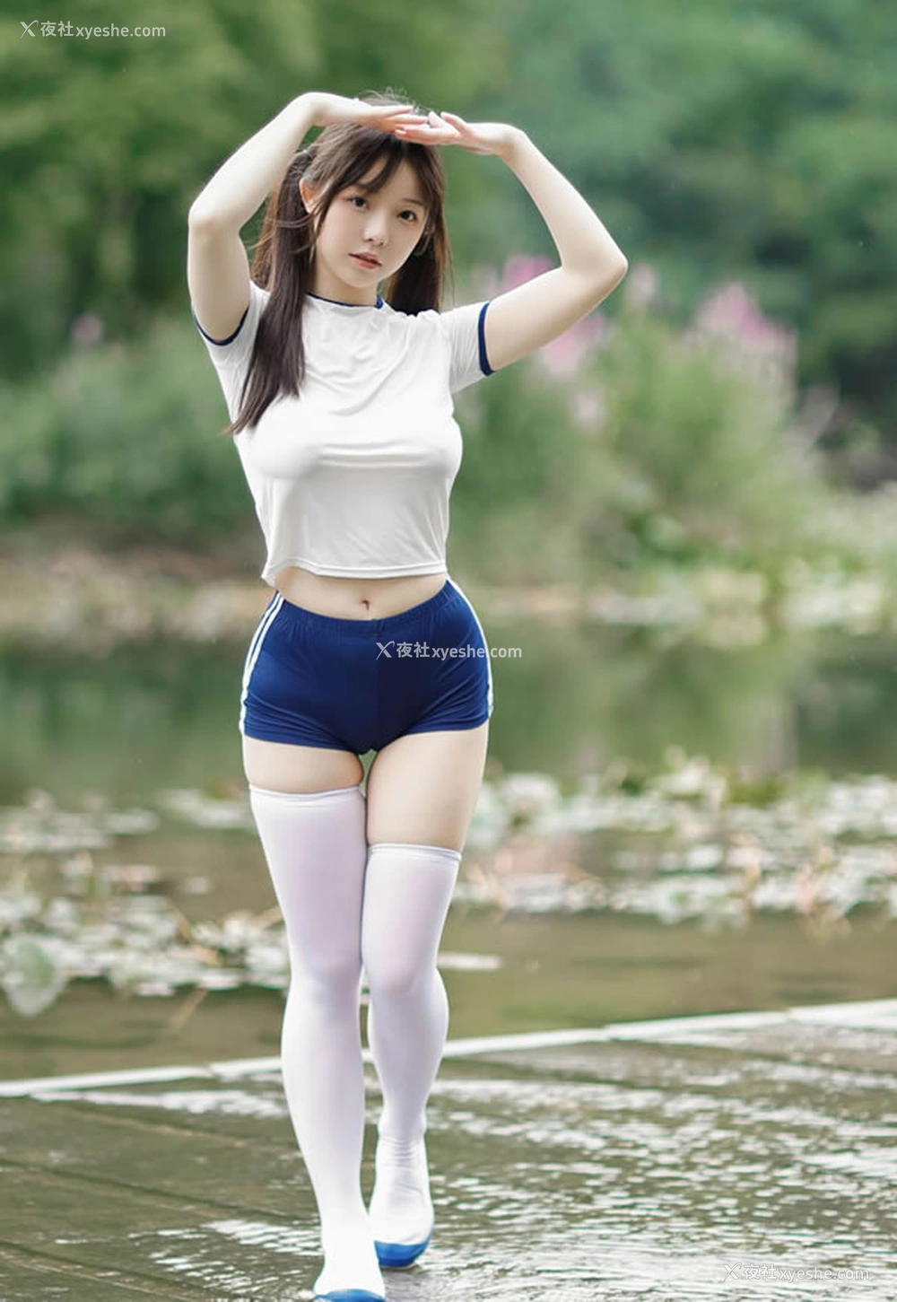 1P - 极品福利姬六味帝皇酱 – 体操服溪涧嬉戏2
