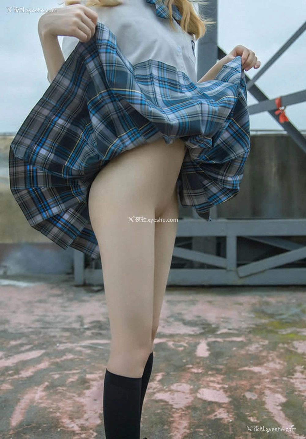 1P - 鹿初摄影非公开首秀无圣光人体图集