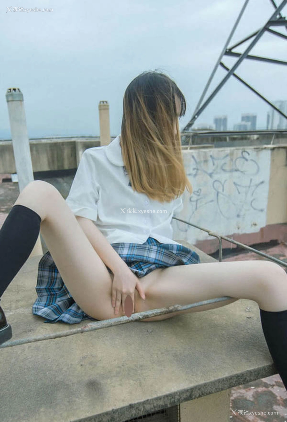 1P - 鹿初摄影非公开首秀无圣光人体图集