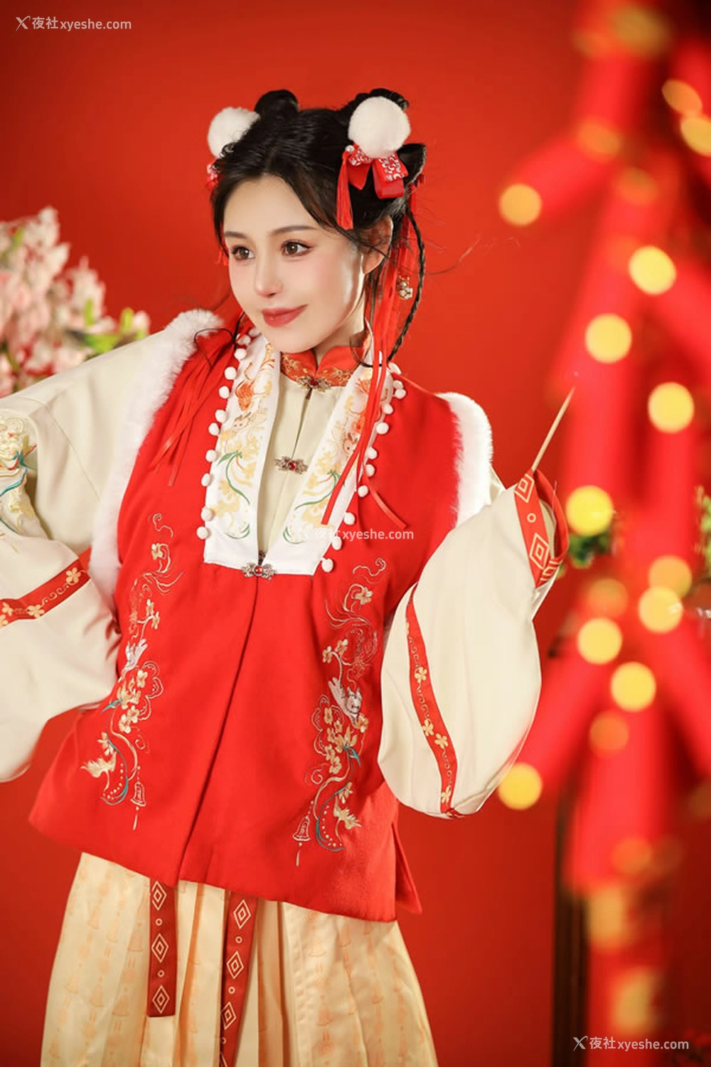 1P - 极品福利姬桃暖酱-兔年唯美尺度图集