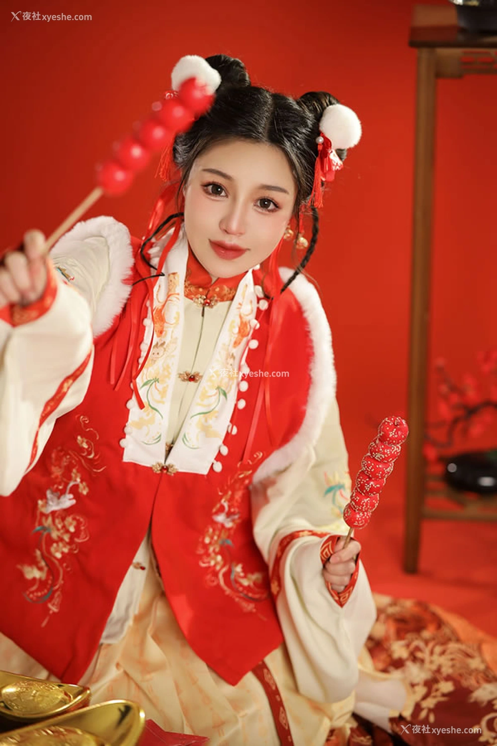1P - 极品福利姬桃暖酱-兔年唯美尺度图集