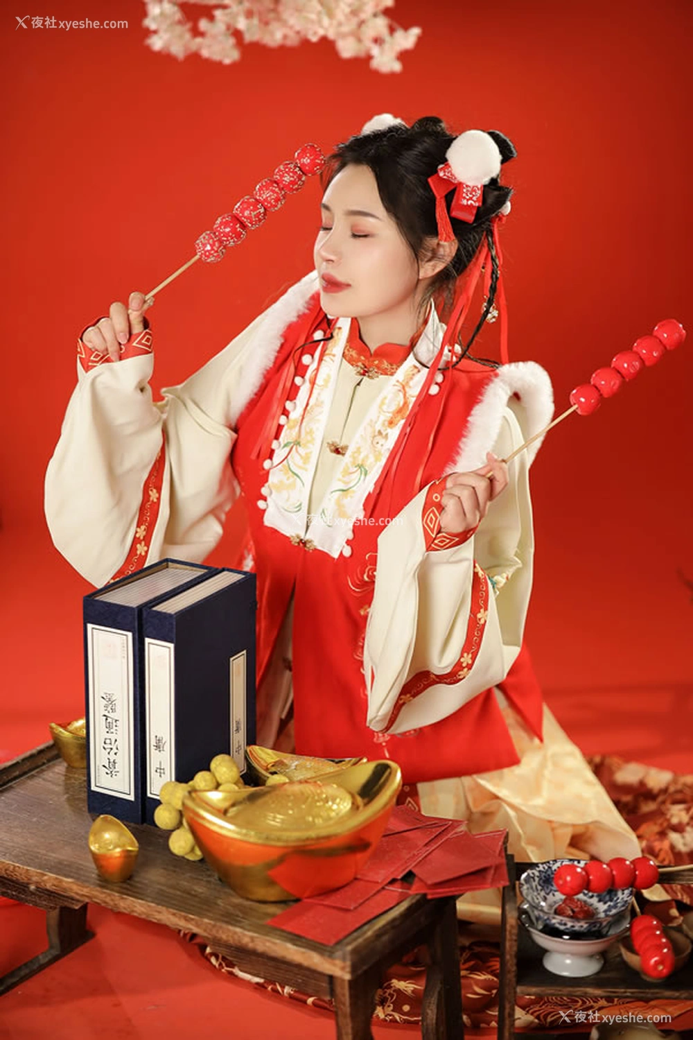 1P - 极品福利姬桃暖酱-兔年唯美尺度图集