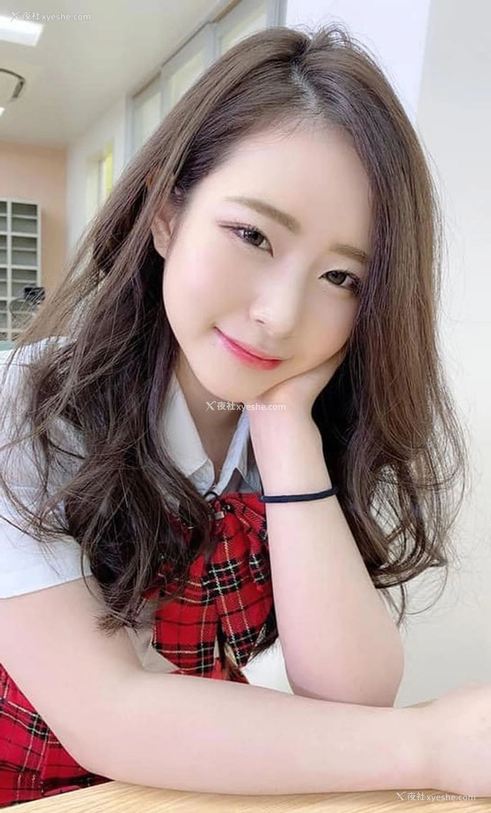 1P - 清新小美女私拍无圣光人体合集