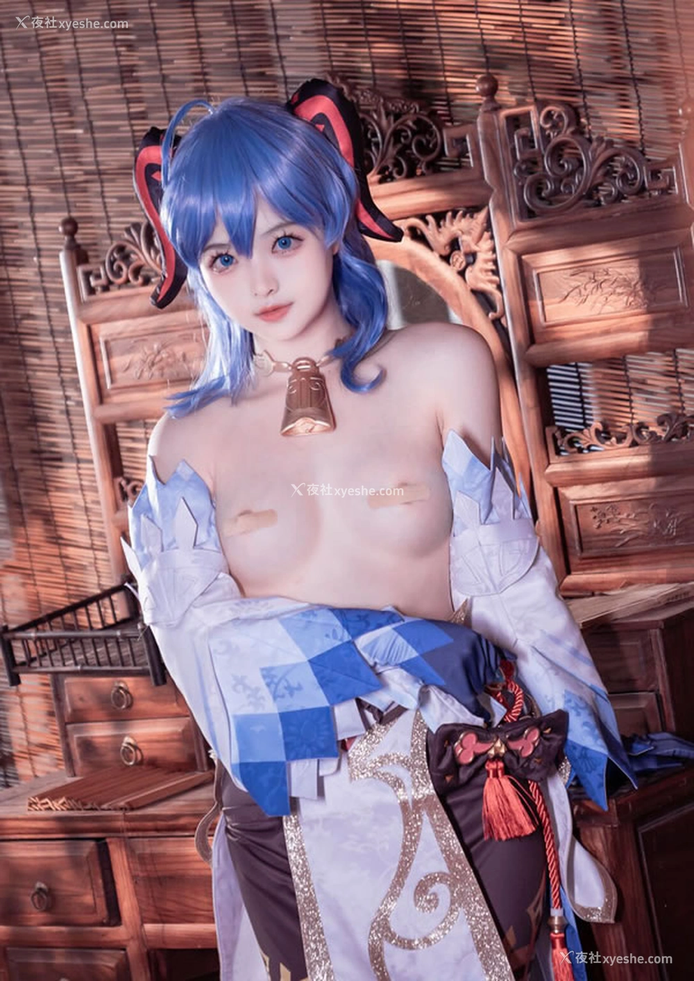 1P - 福利姬白莉爱吃巧克力 – 甘雨
