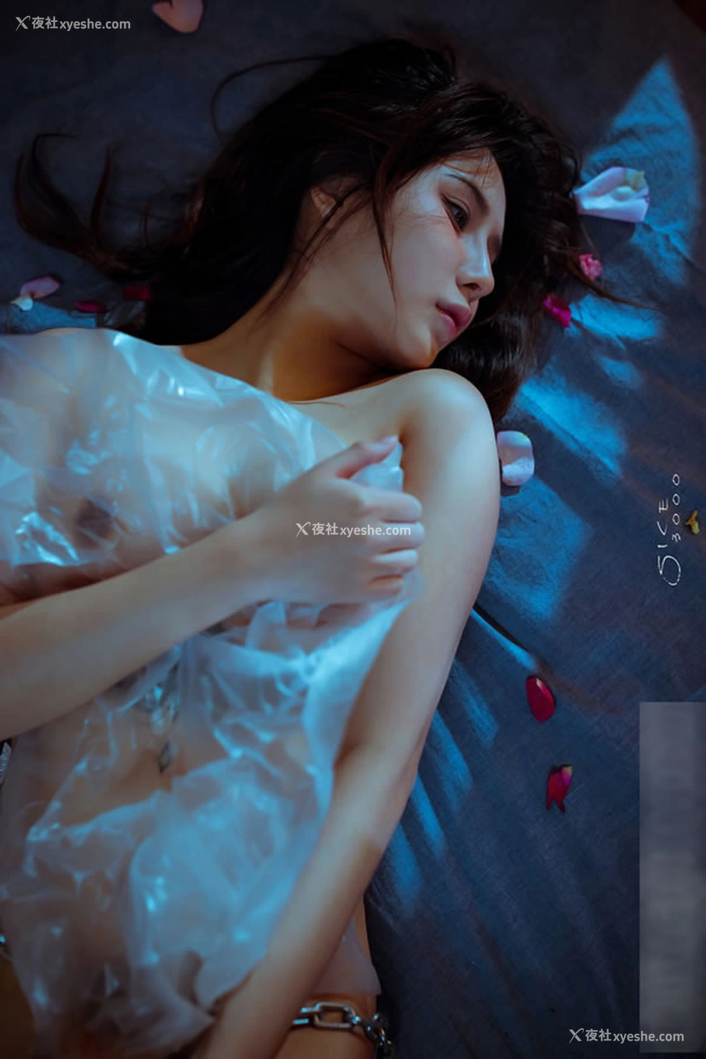 1P - 高端摄影师玫瑰娅幺幺茶 – 超唯美SM
