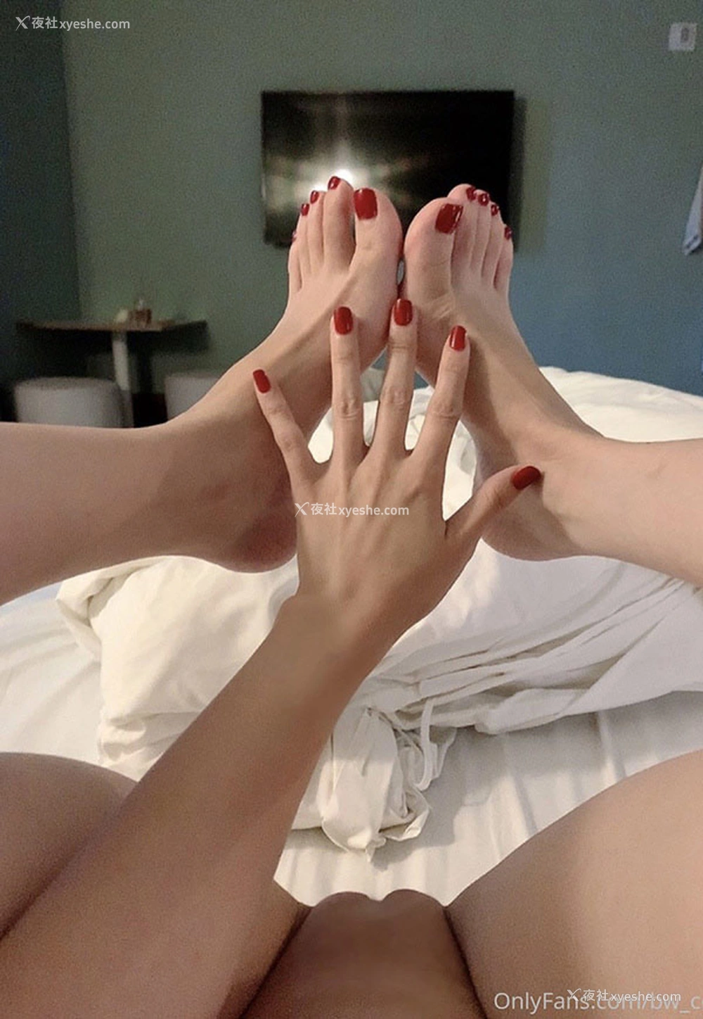 1P - 露出系白虎网红@bw_couple 尺度视图集2