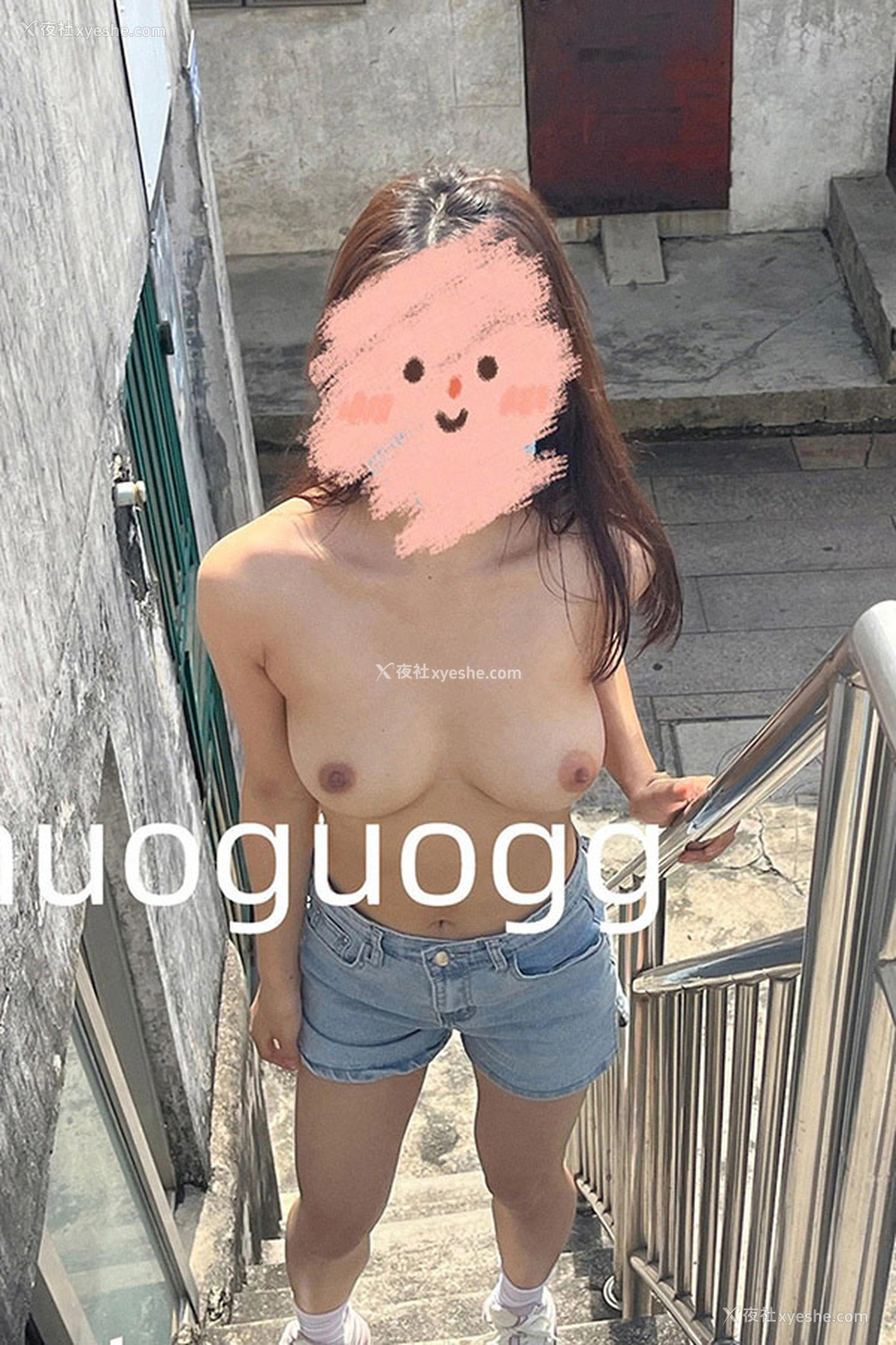 1P - 露出系巨乳福利姬@huoguogg 尺度私拍合集3