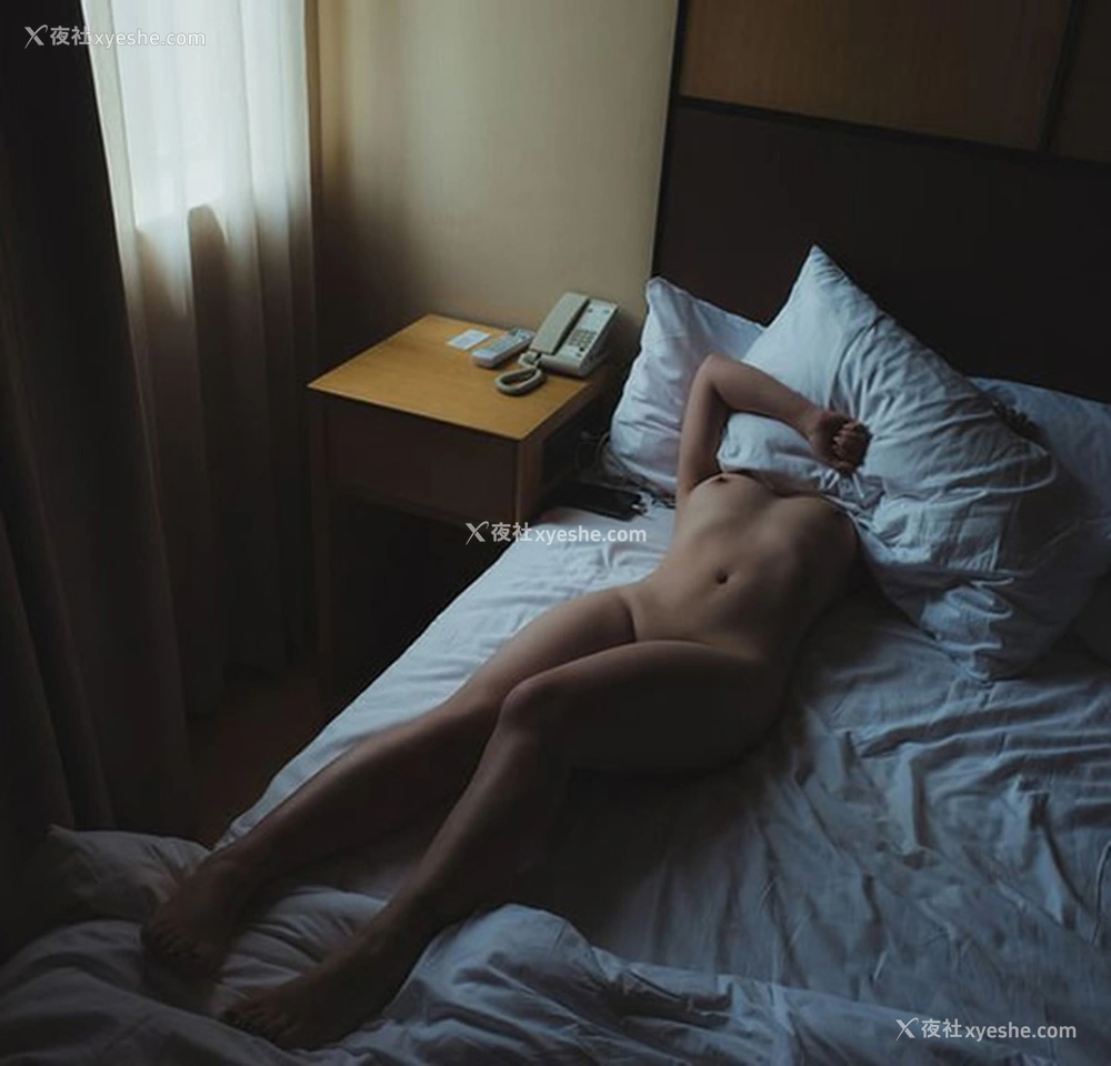 1P - 萝莉网红极品柚木写真品玉系列无圣光套图2