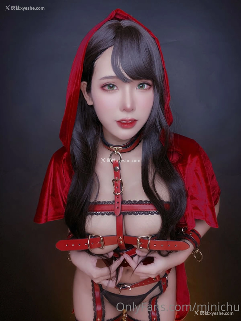 1P - 丰满美女Minichu – 小红帽无圣光图集